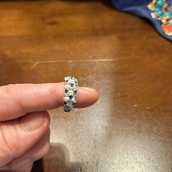 Gorgeous women’s silver with clear and blue cz’s - Picture 2 of 4